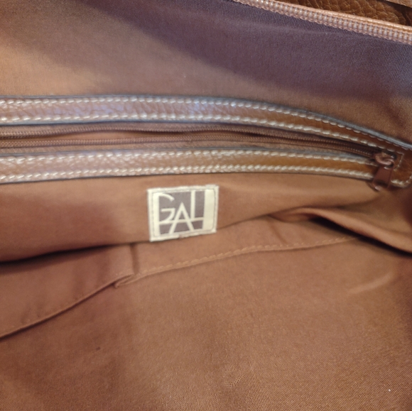 🦚 GAL Flowered Satchel - Picture 5 of 6